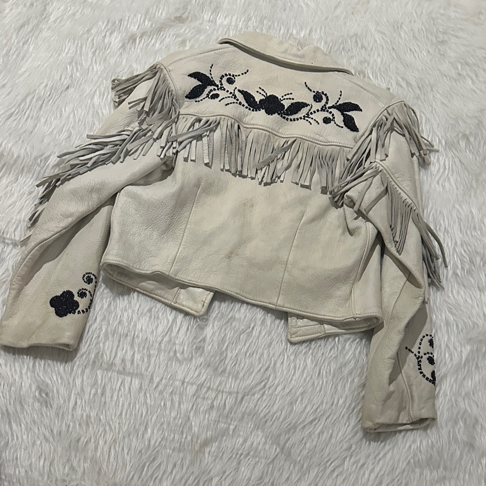 Chic Cream Leather Jacket with Fringe and Floral Accents